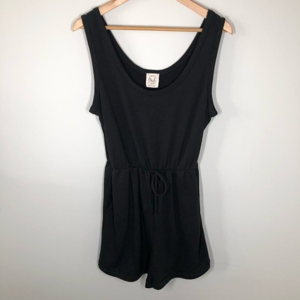 FANTASTIC Fawn Black Tank Shorts Romper Size Large